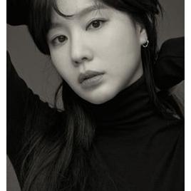 배우 김아중 사주